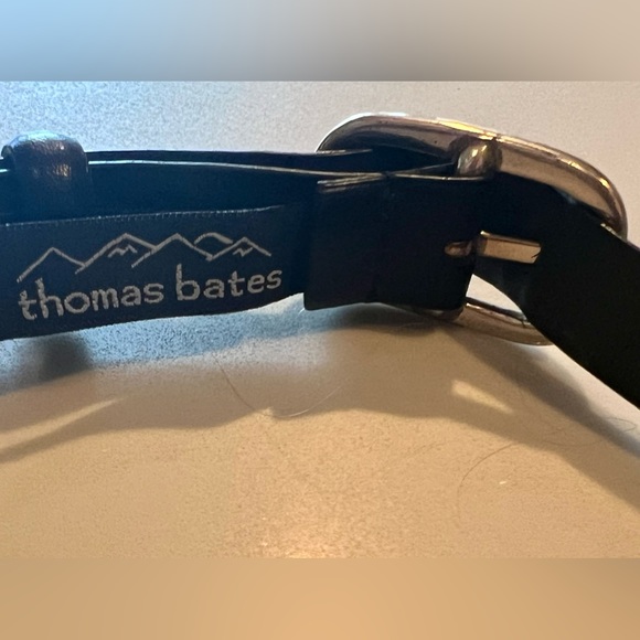 Thomas Bates Men’s Slim Black Leather Belt Size 30 - Picture 3 of 4
